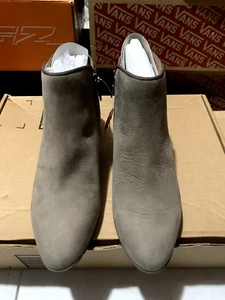Blondo Women Valli 2.0 Ankle Bootie Size 8.5W Gray Leather Waterproof Side Zip - Picture 1 of 7