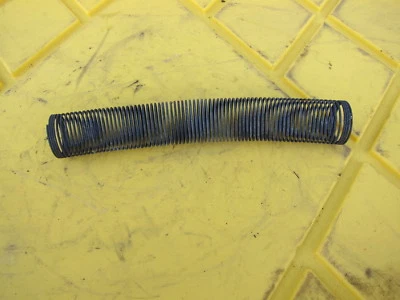 2005 年雅马哈 Majesty 400 YP400 原始设备制造商辐射软管护罩 — 第 1/4 张图片