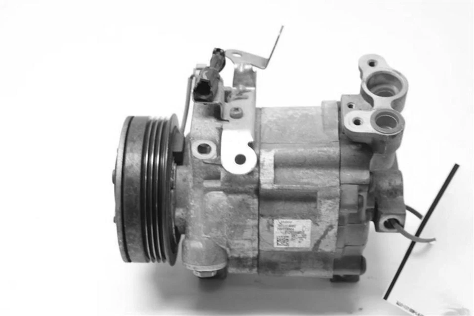 Compresor de aire acondicionado usado se adapta a: Subaru Forester 2010 2,5 grado A Foto 1 de 1