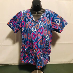 Landau Women’s Size Small Hearts Pattern Design Scrub Top Very Good Condition - Picture 1 of 24