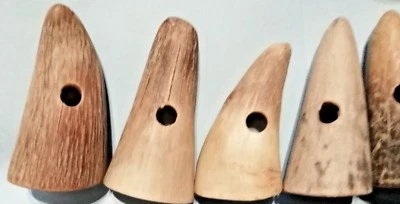 8 X 50-70mm Genuine 1-Hole Horn Toggle Buttons (Duffle Trench, New, Wide Base) - Image 1 of 4