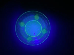 Uranium Glass 4 1/2” Berry Bowl - Picture 1 of 4