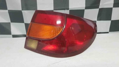 00 01 02 SATURN Sl1 Sl2 Sedan Right Passenger Tail Light Rh - Image 1 of 4