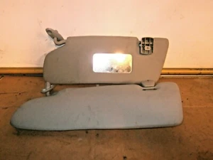 FORD SPORTKA 2004 PAIR OF GREY SUN VISORS WITH 1 MIRROR AND CLIPS - Picture 1 of 1