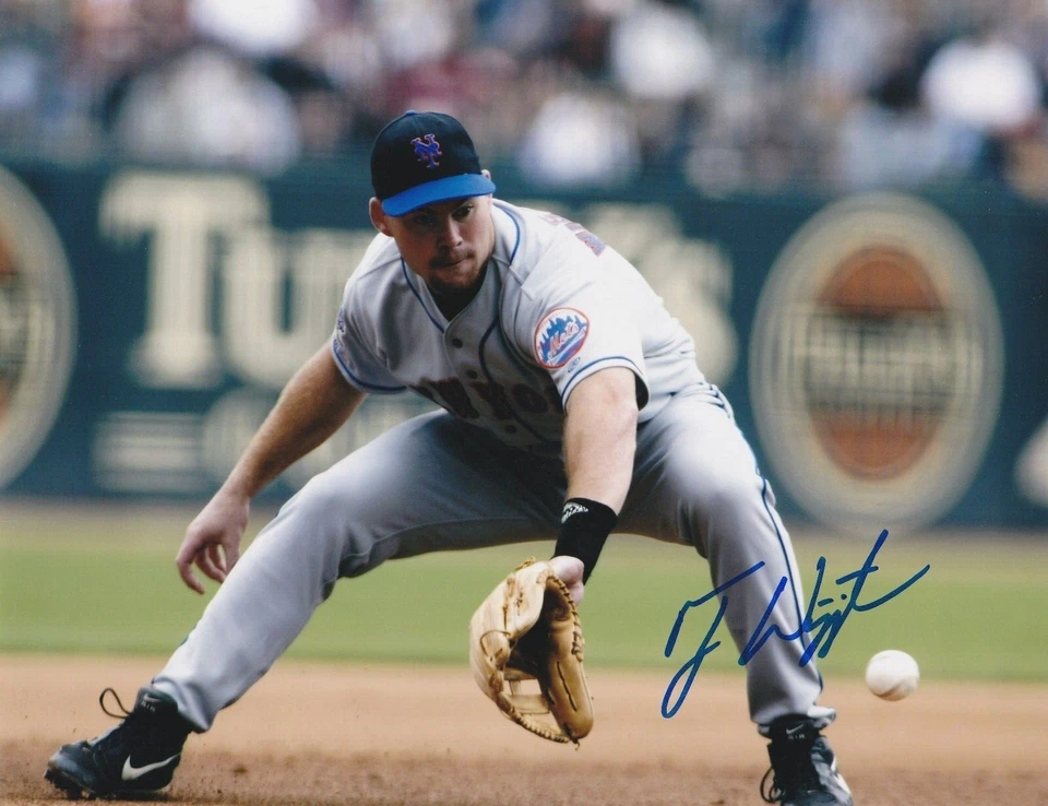 TY WIGGINTON  NEW YORK METS   ACTION SIGNED 8x10 - Image 1 of 1
