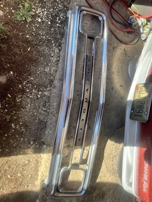 Rejilla exterior cromada para camioneta Chevy/C10 67-72 OEM Foto 1 de 4