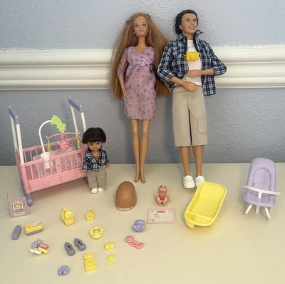 Vtg 2002 Barbie Happy Family Pregnant Midge w/ Baby Girl, Alan,Ryan Fisher Price - Image 1 of 4