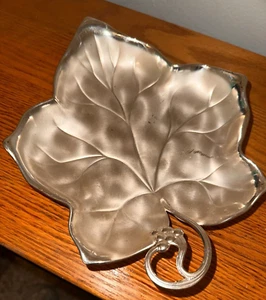 IKORA Silver Plated Leaf Footed Dish ~ WMF , Minor Scratches - Imagen 1 de 8
