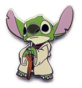Disney Pin Star Wars Stitch dressed as Yoda Mystery  Empire Strikes Back 61071 - Picture 1 of 4
