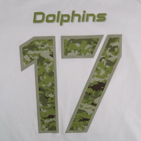 Nike Miami Dolphins Ryan Tannehill #17 White/Camo On Field Jersey 2XL Service Cover