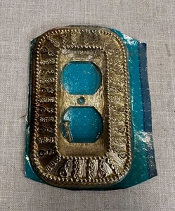 NOS Vintage 1968 American Tack & Hardware Solid Brass Outlet Wall Plate 50D - Bild 1 von 5