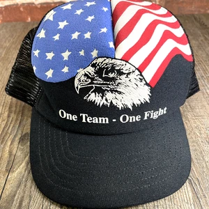 Sombrero de Camionero de Colección EE. UU. Águila Calva Bandera Americana Snapback - Un Equipo Una Lucha Años 80 - Imagen 1 de 7