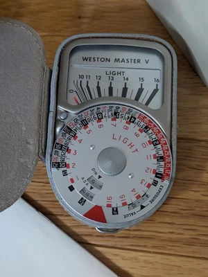 Weston Master V Model 748 Light Exposure Meter +strap cases invercone manual box - Image 1 of 4
