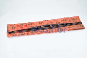 SPATOLA TERGICRISTALLI PARABREZZA DX ALFA ROMEO 164 (87-97) ALFA ROMEO 60508151 - Imagen 1 de 4