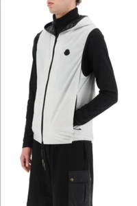 Moncler Men's Grey Pakito Logo Nylon Full Zip Hooded Vest Size 3 - Picture 1 of 9