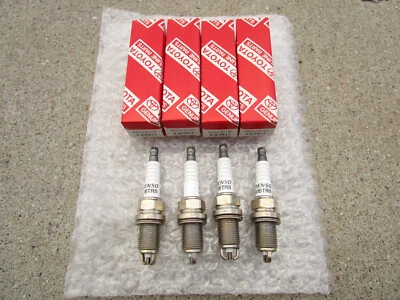 SE ADAPTA A: 95 - 99 BUJÍA TOYOTA TERCEL 1.5L 4CYL CANTIDAD 4 OEM NUEVO Foto 1 de 4