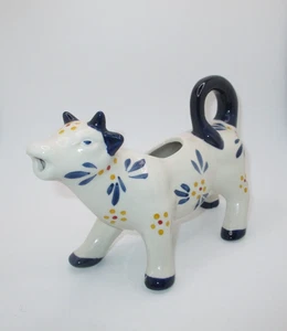 Temptations Old World Cow Creamer Presentable Ovenware by Tara Ceramic - Imagen 1 de 8