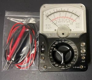 Misuratore analogico vintage Lafayette volt/ohm 99-5071 pulito, testato con cavi 35" - Foto 1 di 4