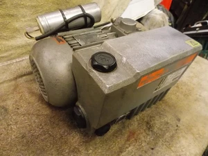 BUSCH R5 KB 0016 E 3Z0 VACUUM PUMP ATASJ22VT520 Motor 110v 0611151636 Rebuild - Picture 1 of 20