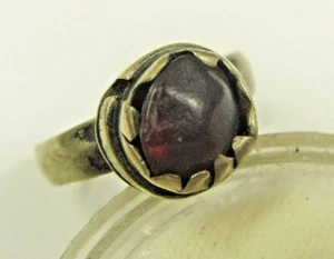 Anello pietra rossa tribale antico nomadi 1700 misura 9,5 etnico daghestan 50676 - Foto 1 di 7