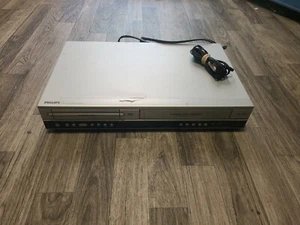 Philips Reproductor Combo DVD/VHS DUP3340V/17 Probado SIN CONTROL REMOTO - Imagen 1 de 5