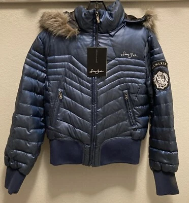 Abrigo acolchado con capucha mediano de piel sintética con capucha y plumón azul Sean John para mujer Foto 1 de 4