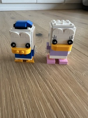 LEGO BRICKHEADZ: Donald Duck (40377) And Daisy Duck 40476 Incomplete Set No Box - Image 1 of 4