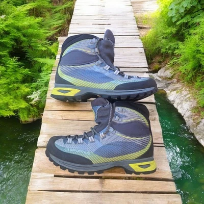 Botas de senderismo impermeables La Sportiva Trango TRK GTX para mujer talla 10,5 GoreTex Foto 1 de 4
