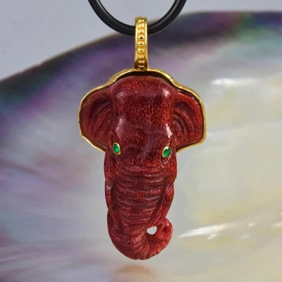 Colgante Elefante Tallado Esponja Roja Coral Oro Vermeil sobre Plata de Ley 9.41g Foto 1 de 4