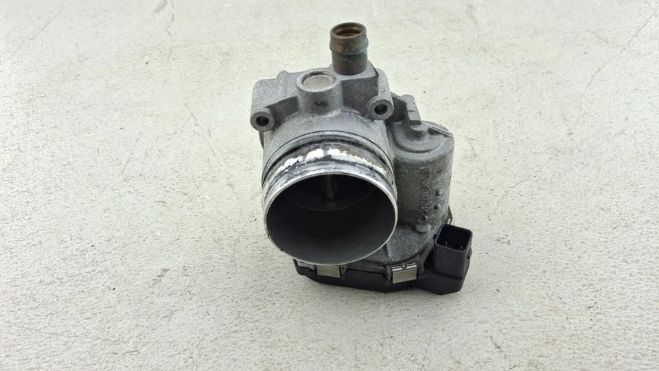 BMW 320I XDRIVE 2015 carrocería de acelerador de inyección de combustible OEM Foto 1 de 4