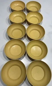 Vintage Tupperware Salad Soup Cereal Bowls Harvest Gold 890 Lot Of 10 - Picture 1 of 13