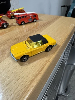 Matchbox Lesney Mercedes 350SL - Yellow - NEAR MINT - Vintage #6 Superfast - Image 1 of 4