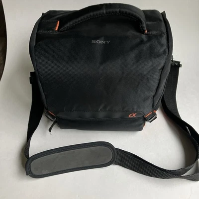 Sony Alpha Camera Bag Lens Soft Carry Case LCS-SC8 | Black and Orange - Image 1 of 4
