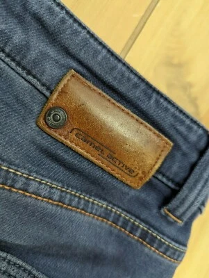 Pantalones de mezclilla elásticos cómodos elásticos azul lavado medio calce ajustado 30x29 Camel Active para hombre Foto 1 de 4