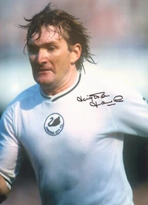 LEIGHTON JAMES - Swansea & Wales Fußballer - HAND 12x16" SIGNIERTES FOTO - Bild 1 von 2