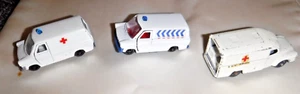 2 Ford Transit #301 AMBULANCE VINTAGE MADE IN HOLLAND & 1 LOMAS MADE IN ENGLAND - Picture 1 of 5