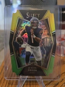2021 Panini Select - Premier Level Yellow Green Prizm Die-Cut #150 Justin Fields - Picture 1 of 3