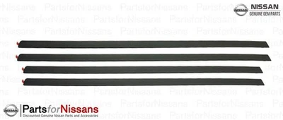 Molduras laterales de carrocería originales Nissan 999G2-HW000 Foto 1 de 4