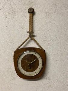 Antico Orologio Da Parete Walt A Corda Vintage Funzionante - Foto 1 di 11