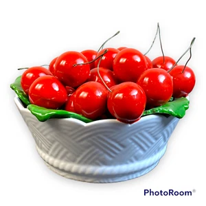 Capodimonte Cherry Basket made in Italy Bowl f 6.5" Marshall Fields Org See Pics - Picture 1 of 10
