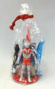 ULTRAMAN TOEWER PLAY SET POPY 2003 JAPAN - Picture 1 of 11