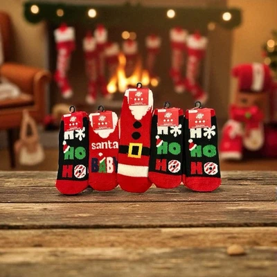 5 pairs Aloe Infused Christmas Socks Santa Holiday New With Tags - Image 1 of 4
