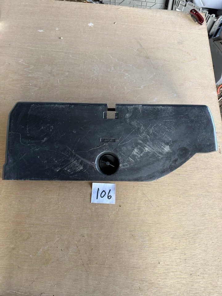 83-94 Chevrolet S10 Blazer GMC Jimmy Spare Tire Jack Cover Tools Lug Wrench Rear - Image 1 of 4