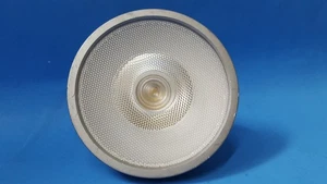 LED Light Bulb, Soraa, SP30S-12-25D-950-03, 12.5W, 5000K, BEAM Narrow Flood 25° - Picture 1 of 4