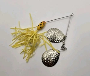 Bomber Double Bladed Silver Spinnerbait Yellow/Black Dots Bass Fishing Lure - Picture 1 of 6