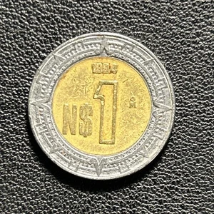 1994 $1 Mexican Pesos Bimetallic Coin - One Peso - Coin un peso - Mexico - Picture 1 of 2