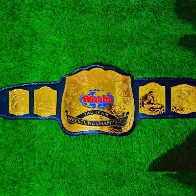 Campeonato Mundial en Parejas de Lucha Libre Título Tamaño Adulto Campeonato Mundial en Parejas Foto 1 de 4