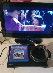 Samsung 19" LCD TV And Blu-ray Model LN19B360C5D / BD-JM57C-ZA  UNV REMOTE HDMI  - Picture 1 of 7