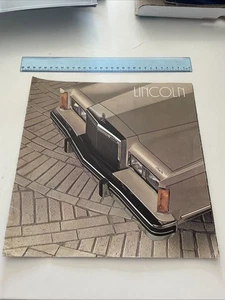 Catalogue brochure publicite prospectus Lincoln USA 14 Pages 1982 - Picture 1 of 1