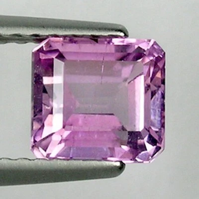 1.60 ct  LUSTROUS  PURPLE *  NATURAL MOZAMBIQUE TOURMALINE  OCTAGON 21c - Image 1 of 2